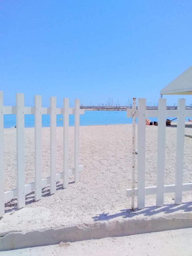 2 Pieces Idealement Placee Dans Le Centre Μεντόν Εξωτερικό φωτογραφία