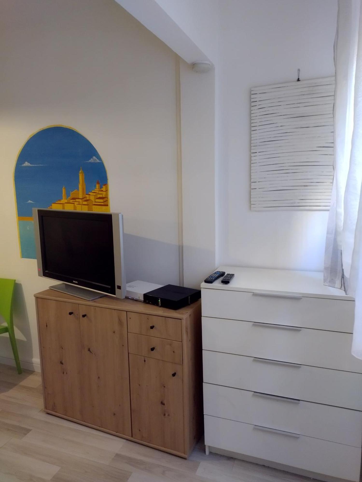 2 Pieces Idealement Placee Dans Le Centre Μεντόν Εξωτερικό φωτογραφία